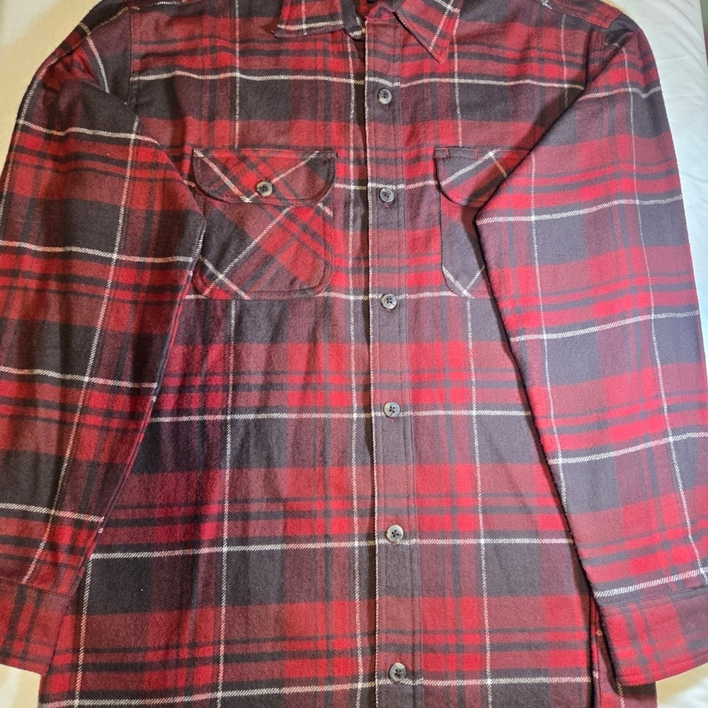 Stoic Men's Casual Red Plaid Button Down Shirt 100% cotton Medium size